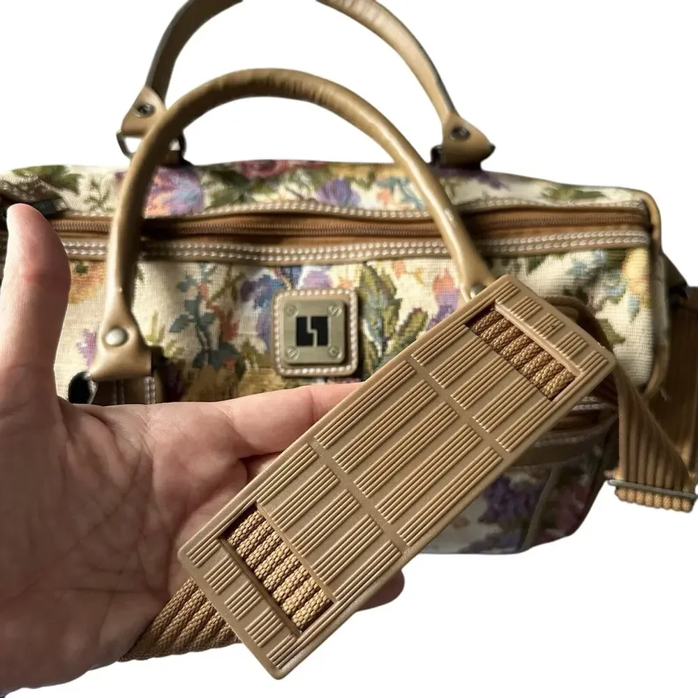 RARE VINTAGE LEISURE LUGGAGE CARRYON DUFFEL WEEKEND TRAVEL BAG MACY'S